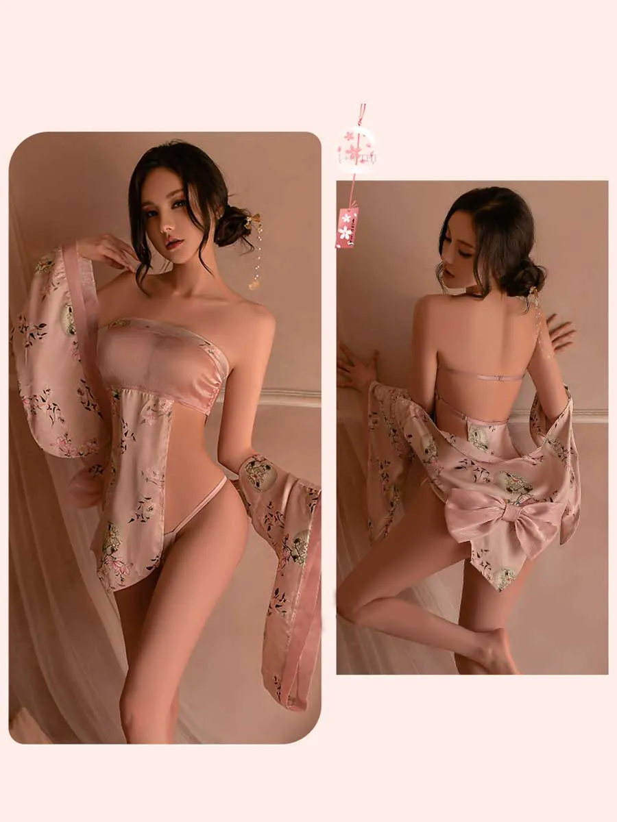 Floral Print Japanese Yukata Outfit