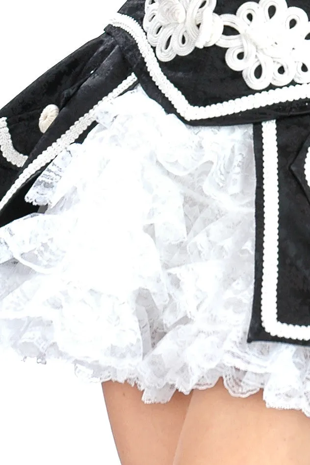 La Dauphine De Versailles Under Skirt